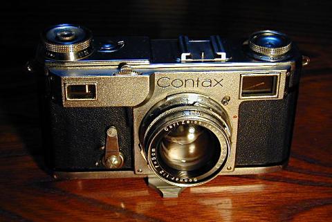 ３５ミリレンジファインダーカメラ／コンタックスII